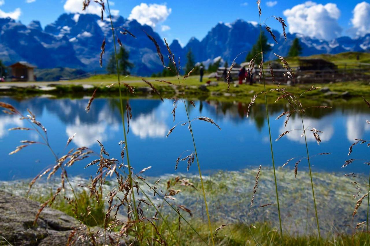 Rifugio Viviani Pradalago Мадонна-ді-Кампільйо Екстер'єр фото