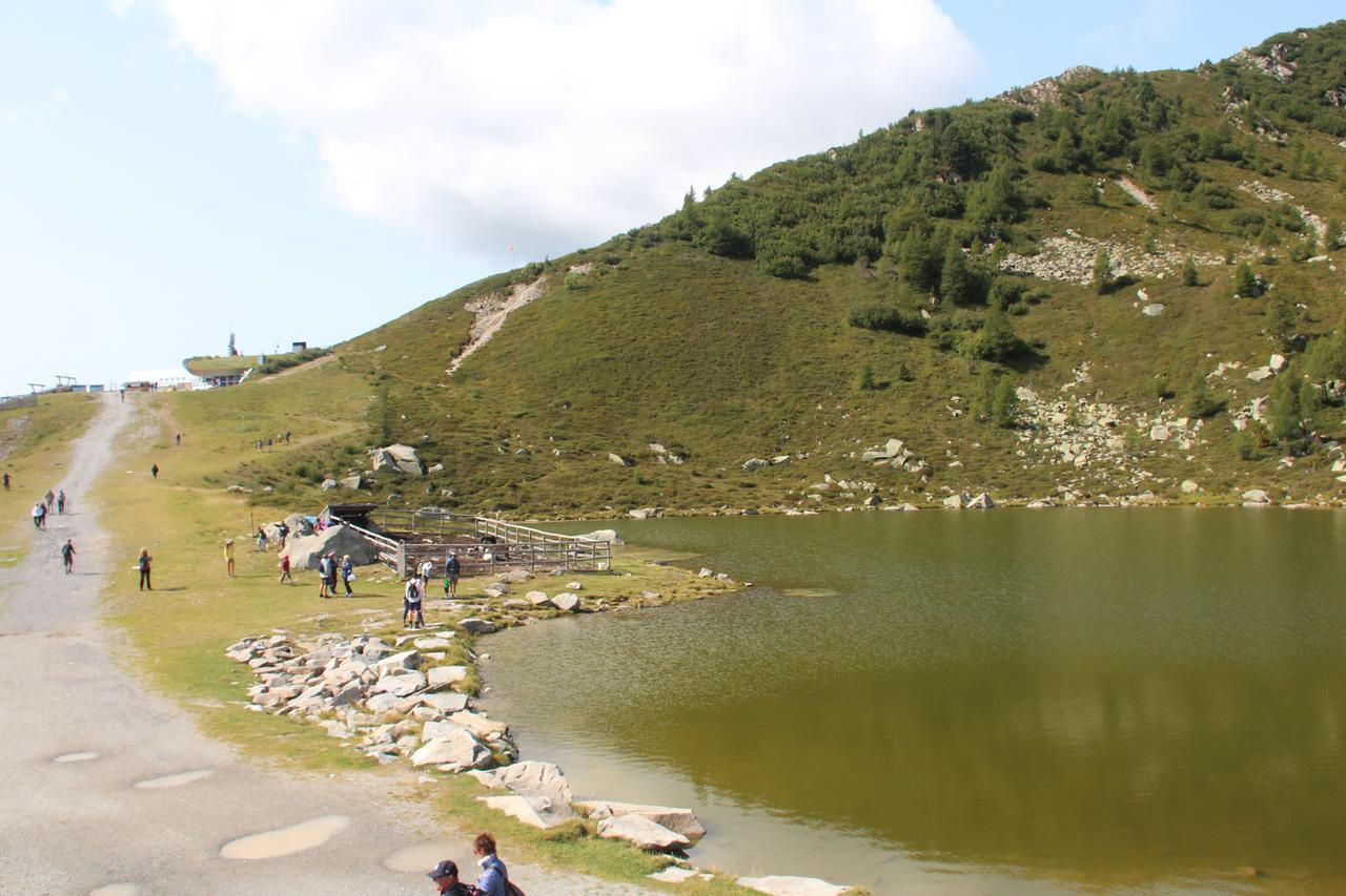 Rifugio Viviani Pradalago Мадонна-ді-Кампільйо Екстер'єр фото